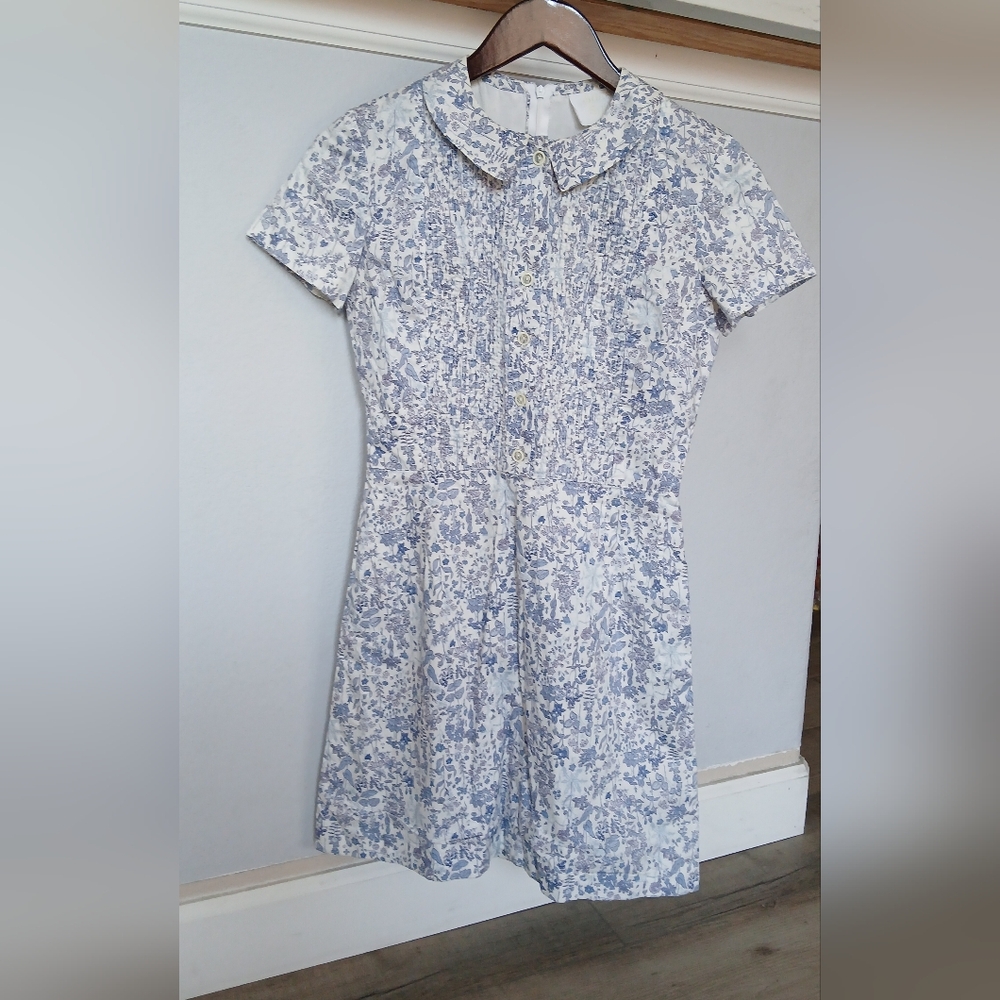 Anna Sui floral mini dress , Size 4 in white and blue